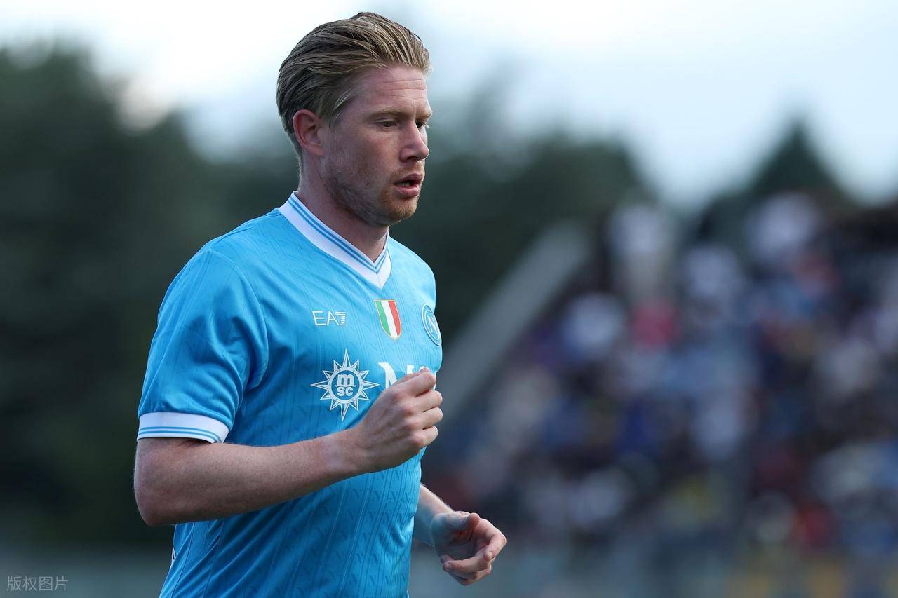 上海合作组织雪地足球赛 中国球队1：2惜败